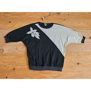 Silver Threads Applique Flower Black White Shirt Womens S 1980s